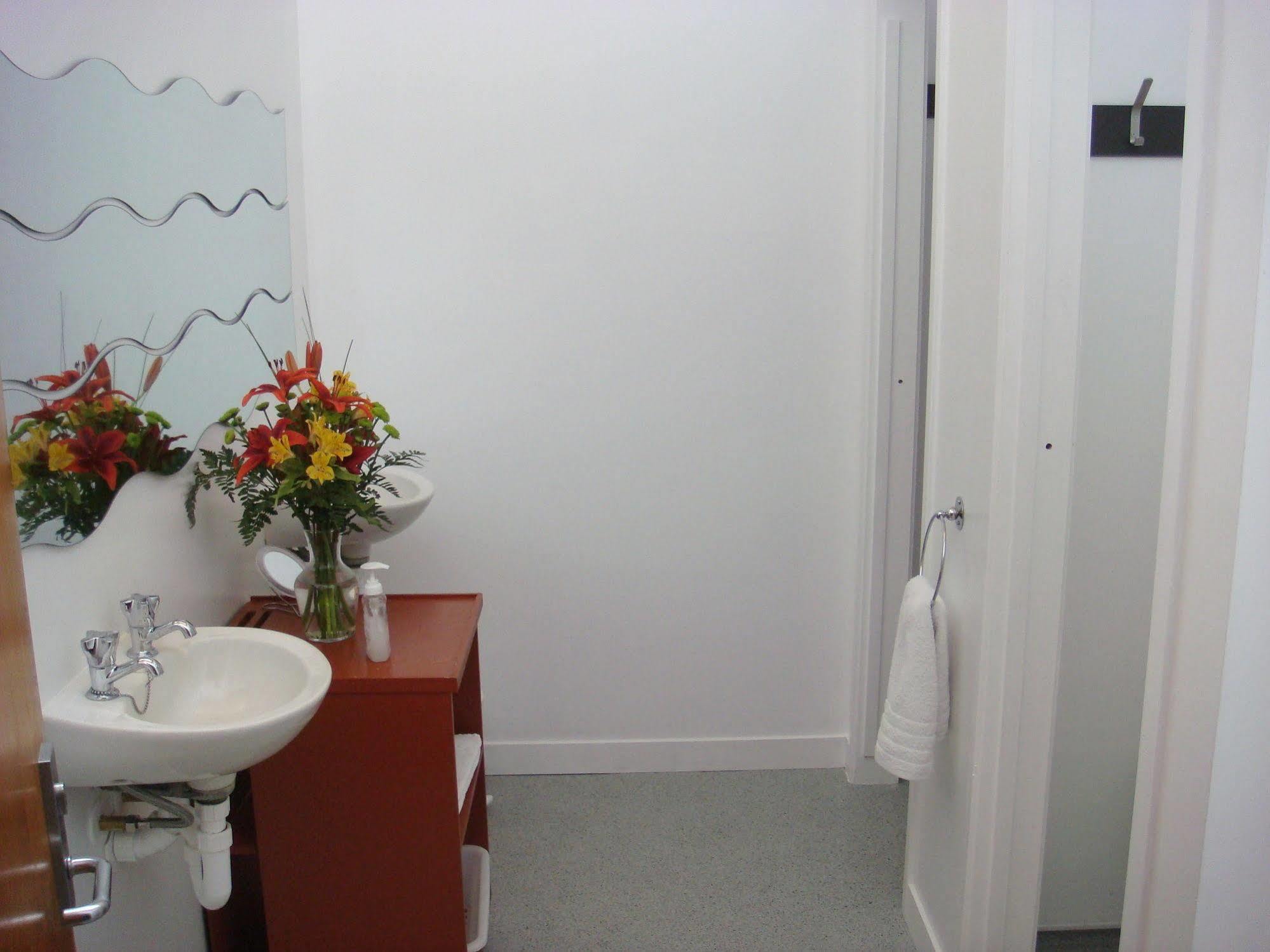 Albergue Cromwell Backpackers Exterior foto