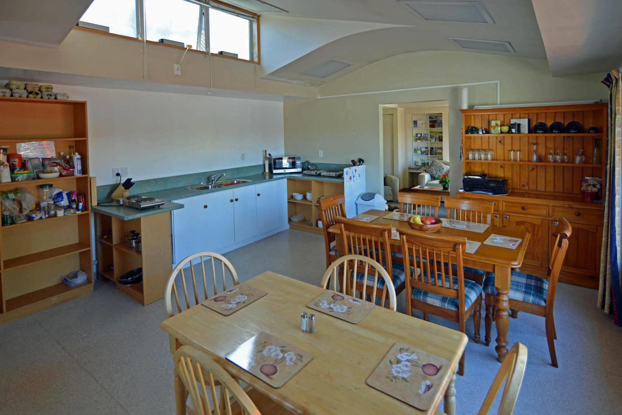 Albergue Cromwell Backpackers Exterior foto