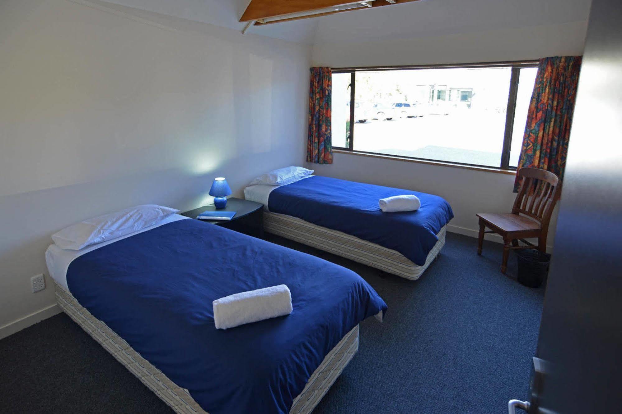Albergue Cromwell Backpackers Exterior foto